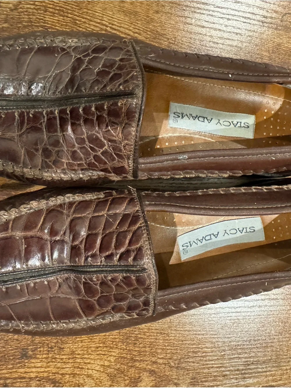 Stacy Adams Brown Croc-Embossed Leather Loafers - size 10.5